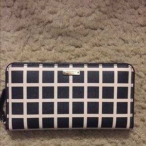 Nwt Kate spade Wallet